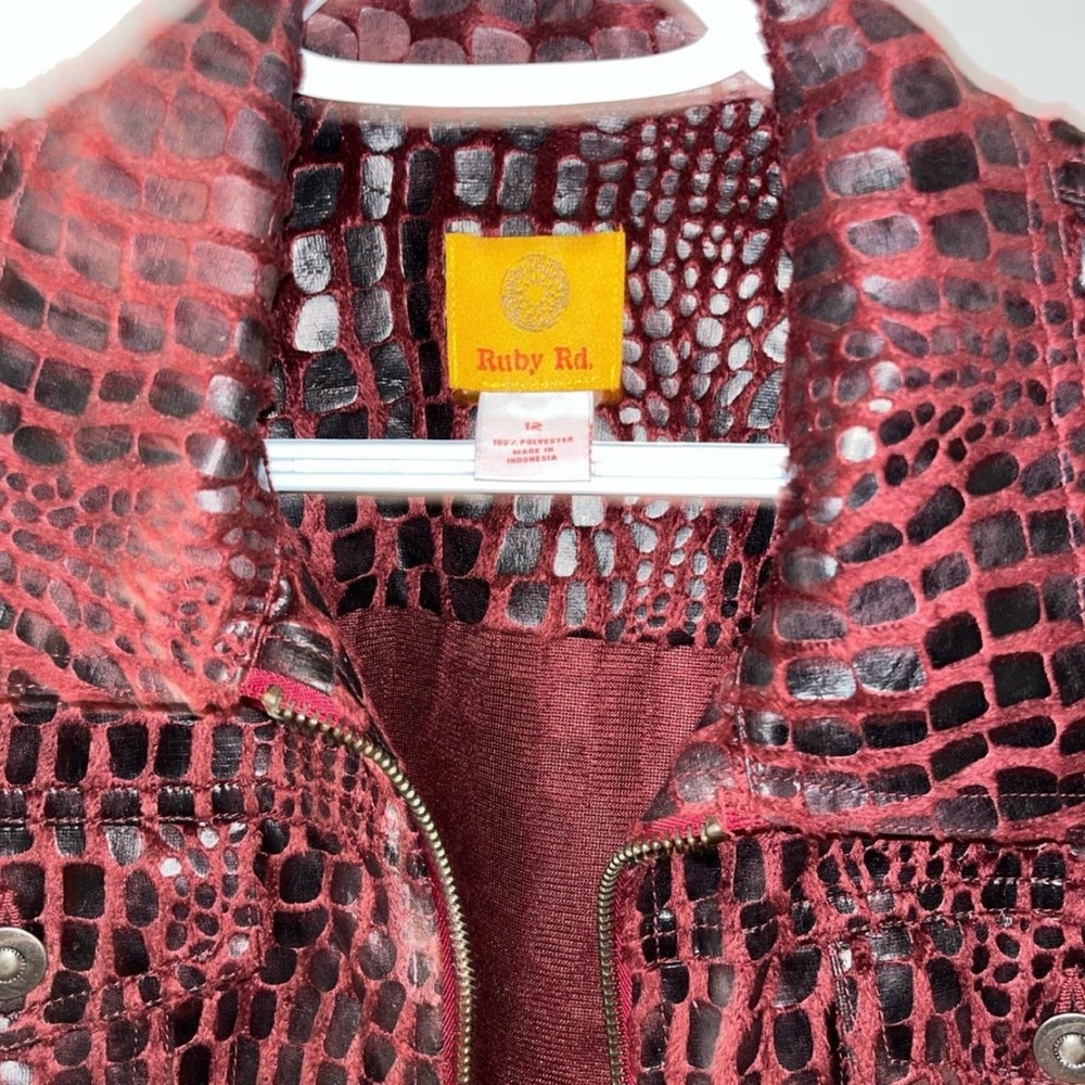 Ruby Rd Brown Leather Jacket with Textured Finish - Picture 2 of 3